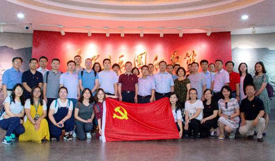 http://www.gnnu.cn/upload_files/other/upload/20180628/15301833441066.jpg